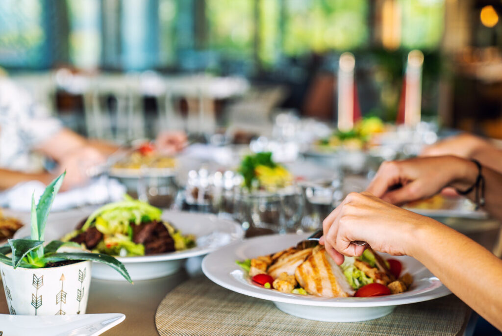 Taste Treasures of Mountain View: The Ultimate Guide to Dining in Glendale’s Locally Loved Neighborhood